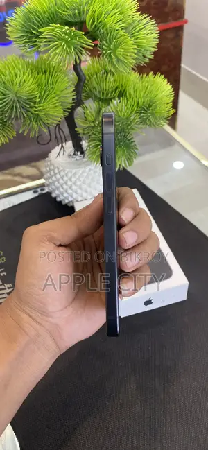 Apple iPhone 15 Pro 128 GB Black