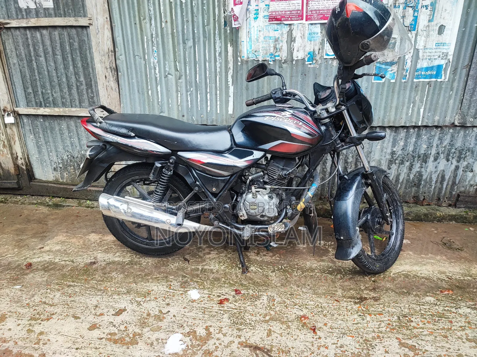 Bajaj Discover 100 2015 Black