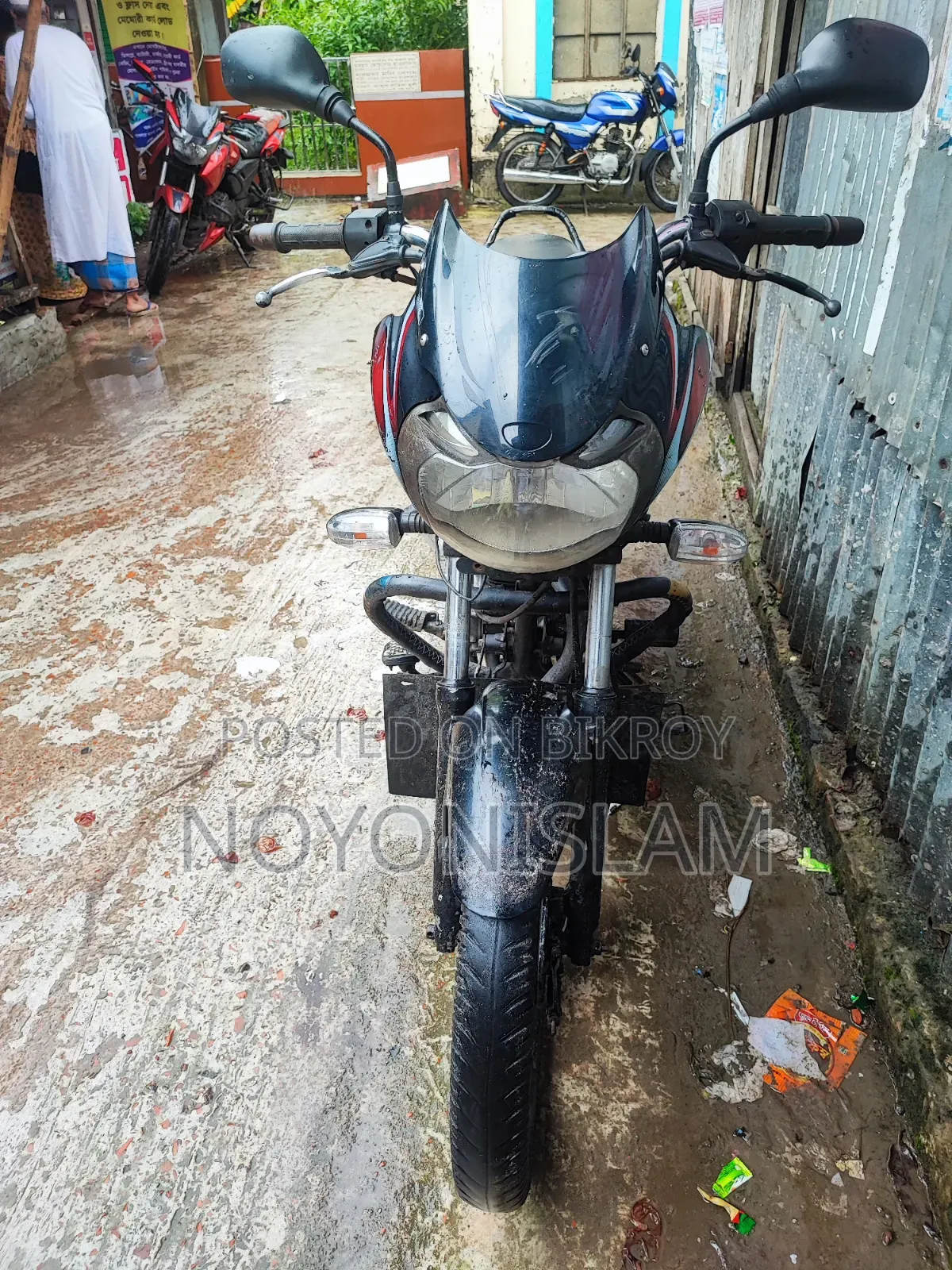 Bajaj Discover 100 2015 Black