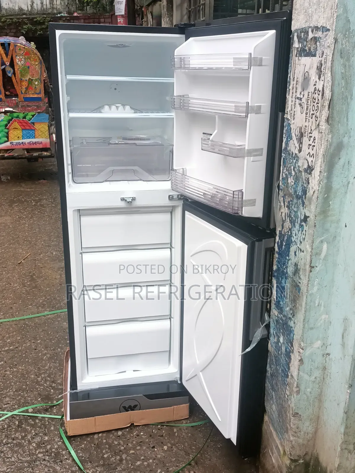WFB-2b6-GDSH Model 252 Litre Walton Fridge at 35% Discount