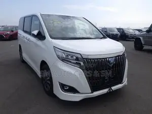 Toyota Esquire 1.8 Front-Wheel Drive Hybrid (7 Seater) 2021 Pearl