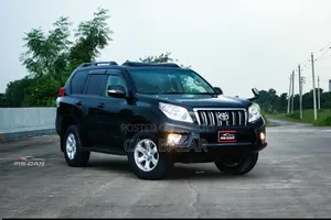 Toyota Land Cruiser Prado 2.7 Liter 2012 Black