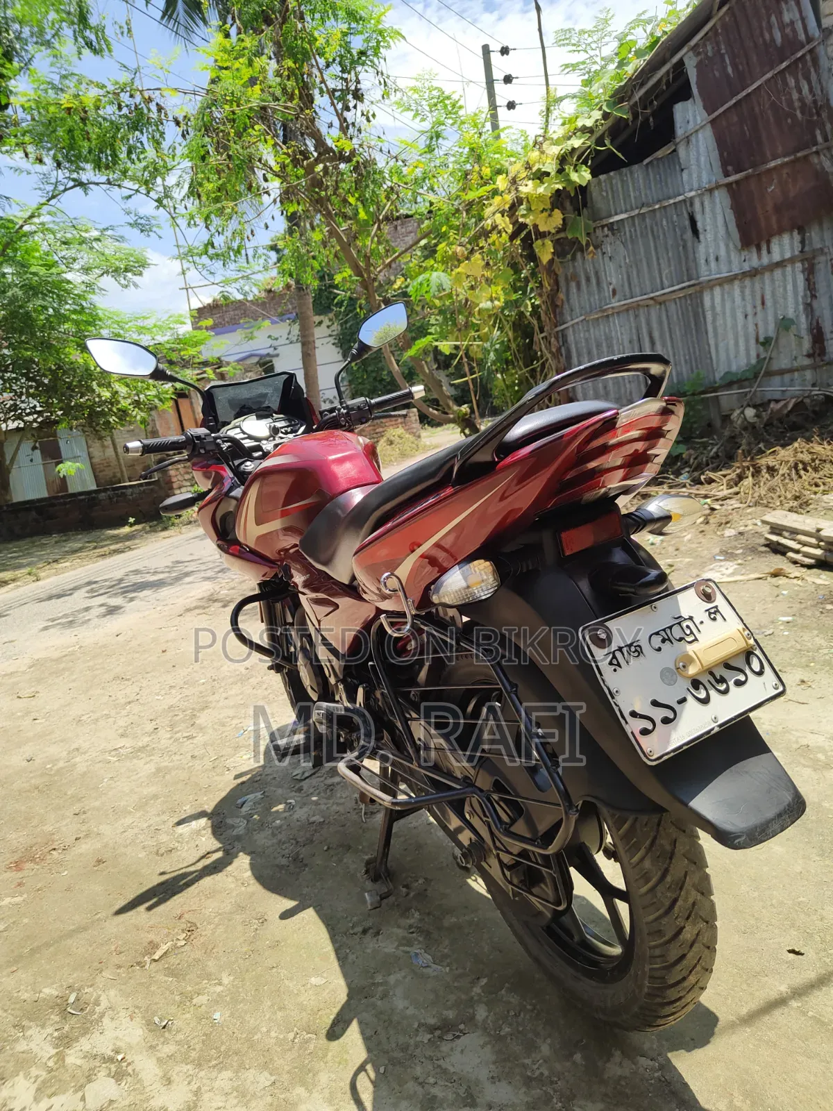 বাজাজ ডিসকভার ১৫০এফ ২০১৬ লাল