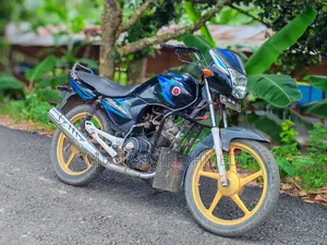 Yamaha 2011 Black