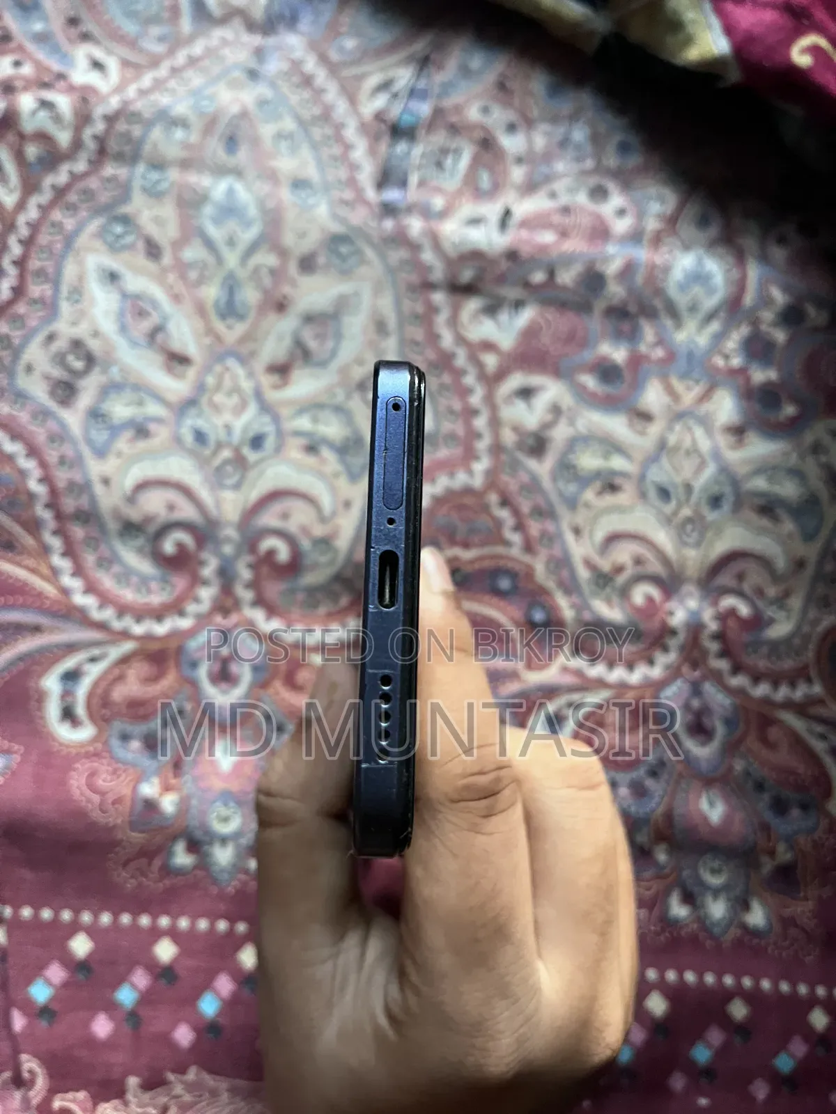 ভিভো আইকিউও ১২৮ জিবি নীল