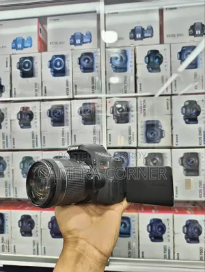 Canon 750D With 18-55mm Kit Lens