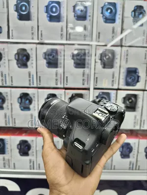 Canon 750D With 18-55mm Kit Lens