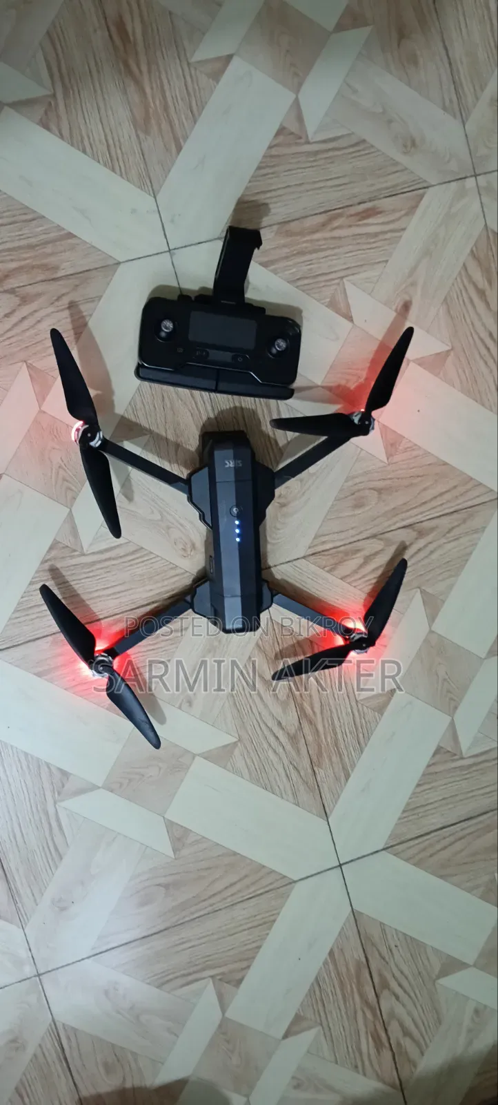 2 Handy Cameras, 1 Drone.