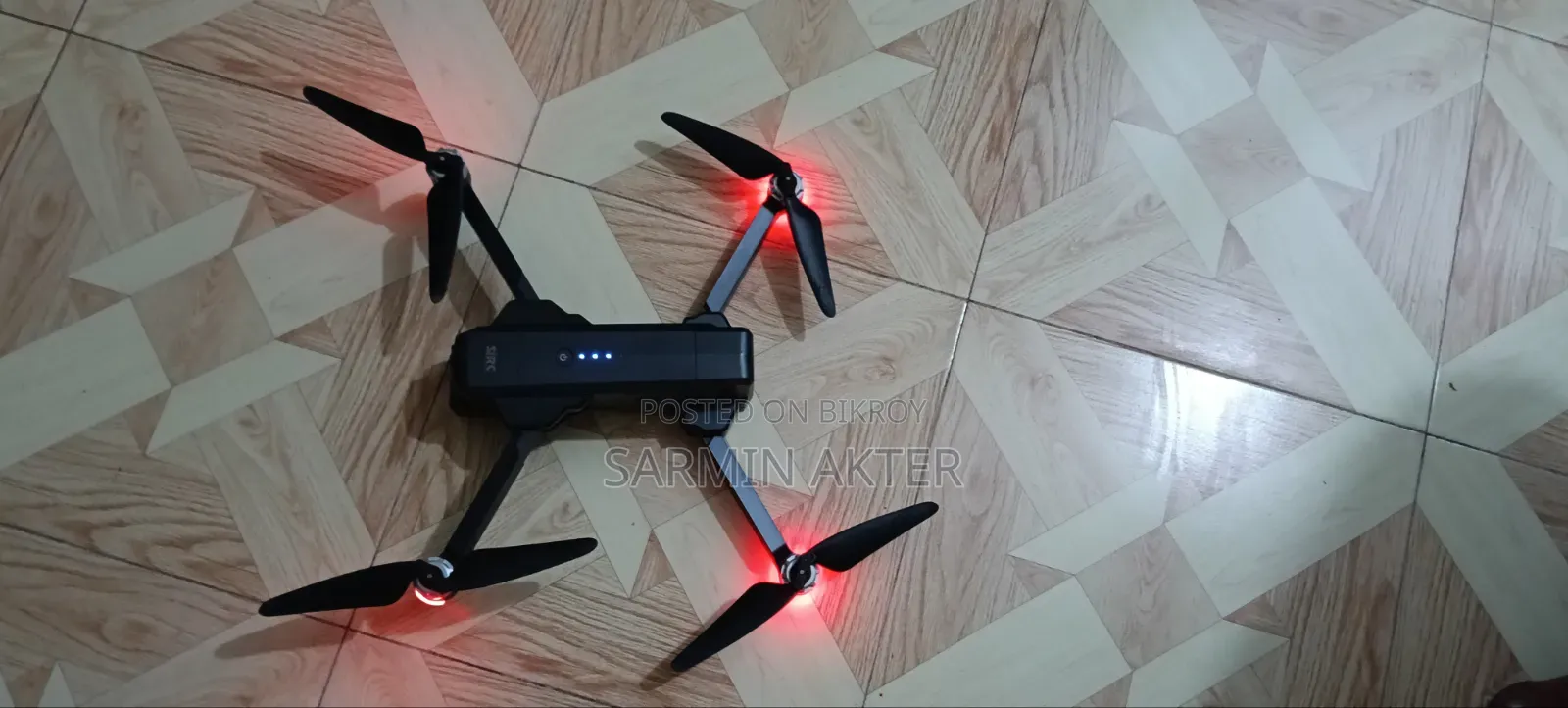 2 Handy Cameras, 1 Drone.
