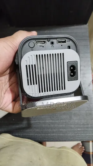 Magcubic HY320 Mini 300 ANSI Android 11 Portable Projector