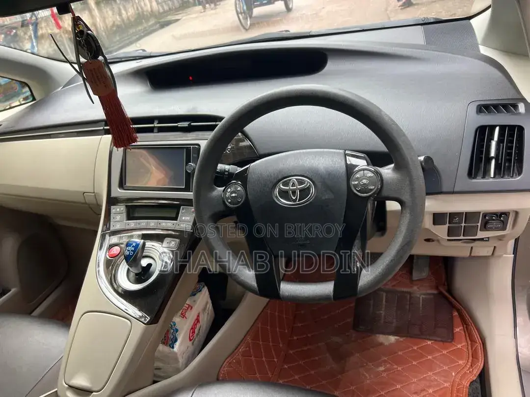 Toyota Prius 2014 Gray
