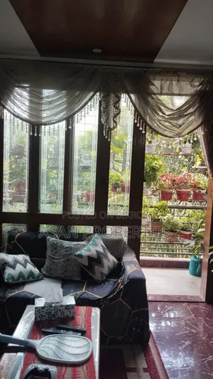 ধানমন্ডিতে ৪ বেডরুমের অ্যাপার্টমেন্ট বিক্রয়ের জন্য
