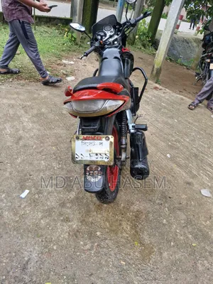 Hero Hero Hunk 150R Dual Disc ABS 2015 Red