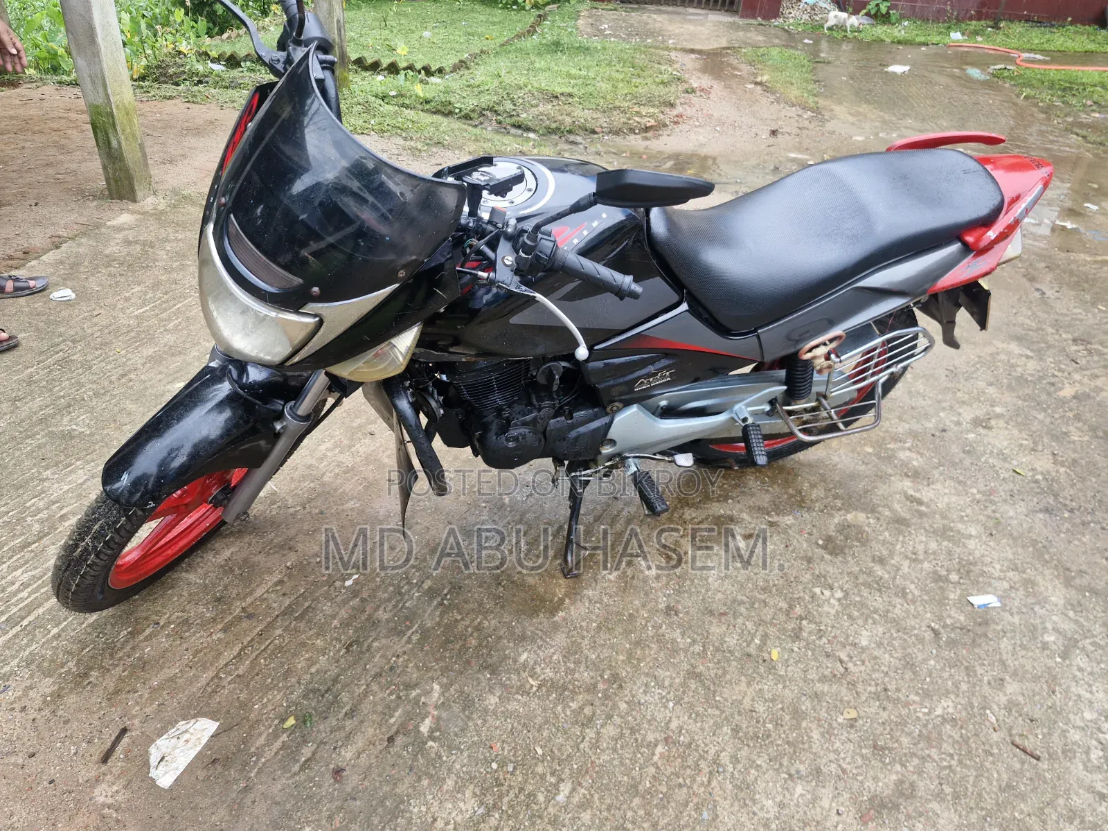 Hero Hero Hunk 150R Dual Disc ABS 2015 Red