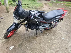 Hero Hero Hunk 150R Dual Disc ABS 2015 Red