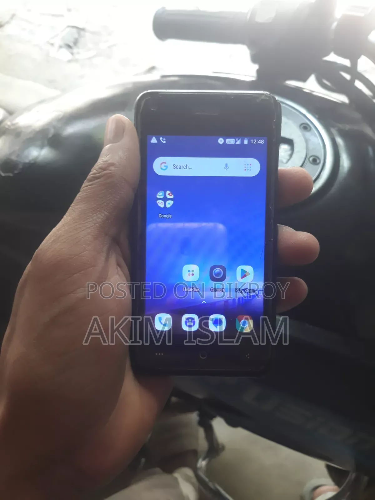 Maximus 8 GB Blue