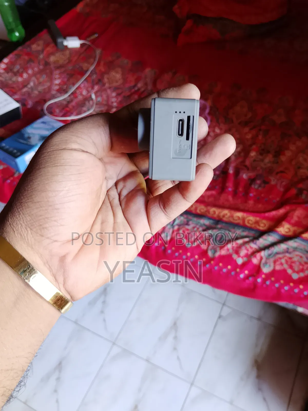 অ্যাকশন ক্যামেরা আসুক