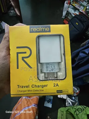 রিয়েলমি চার্জার অ্যাডাপ্টার