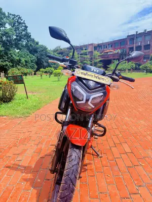 New TVS Raider 125 2022 Red