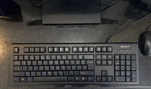 Desktop Computer Gigabyte 4GB HDD 1T