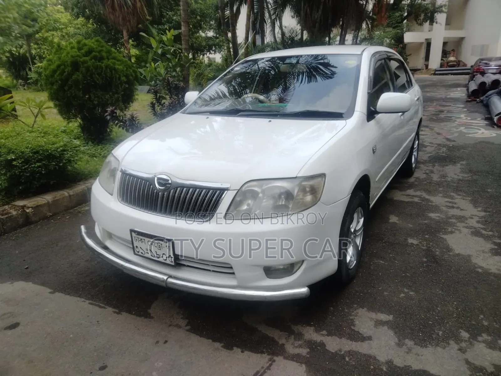 Toyota Corolla 2005 White