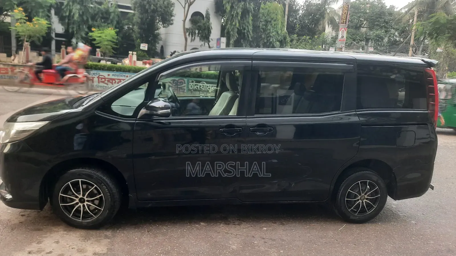 Toyota Noah 2016 Black