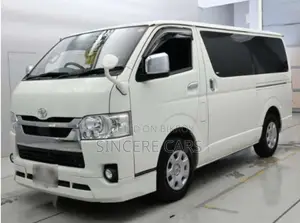 Toyota HiAce 2021 White