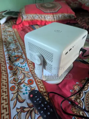 Magcubic Projector