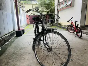 ২৬" ব্ল্যাক সিটি বাইসাইকেল | বাস্কেট এবং ক্যারিয়ার | ভালো কন্ডিশনে