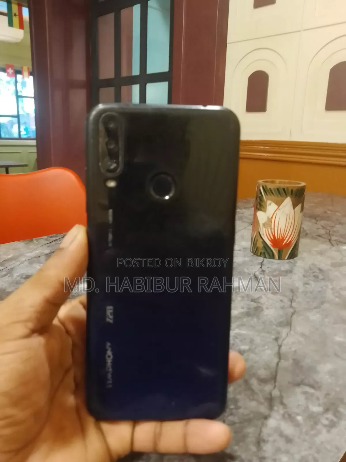 Symphony Z28 32 GB Blue