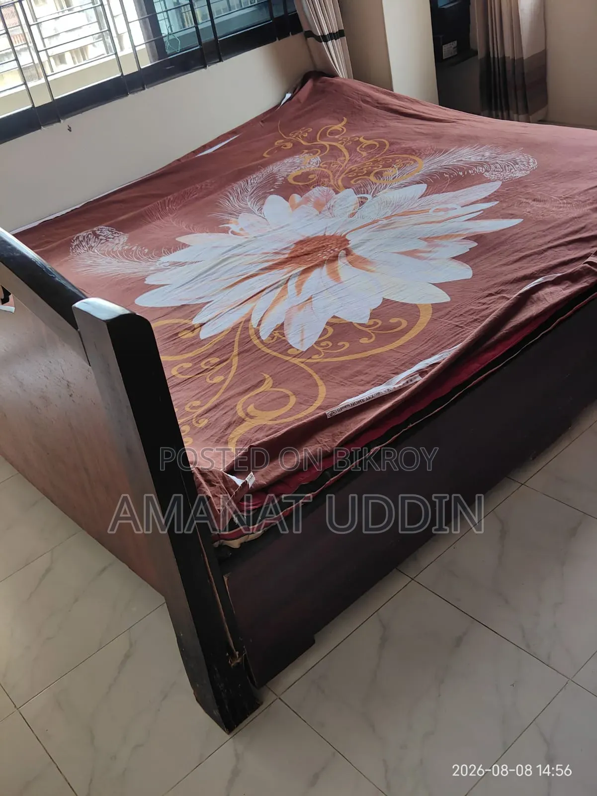 মালেশিয়ান ওক কাঠের খাট