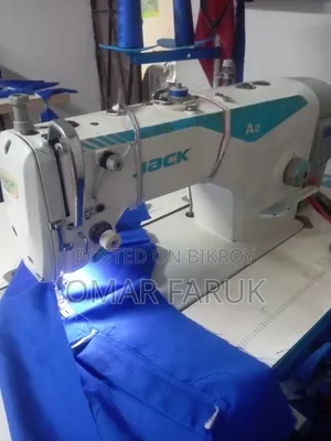 Auto sewing machine runs very well, no problems, does auto threading