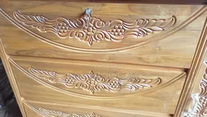 সেগুন কাঠের ওয়ারড্রব