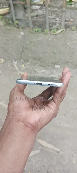 Infinix Hot 60 Pro+ 128 GB Silver