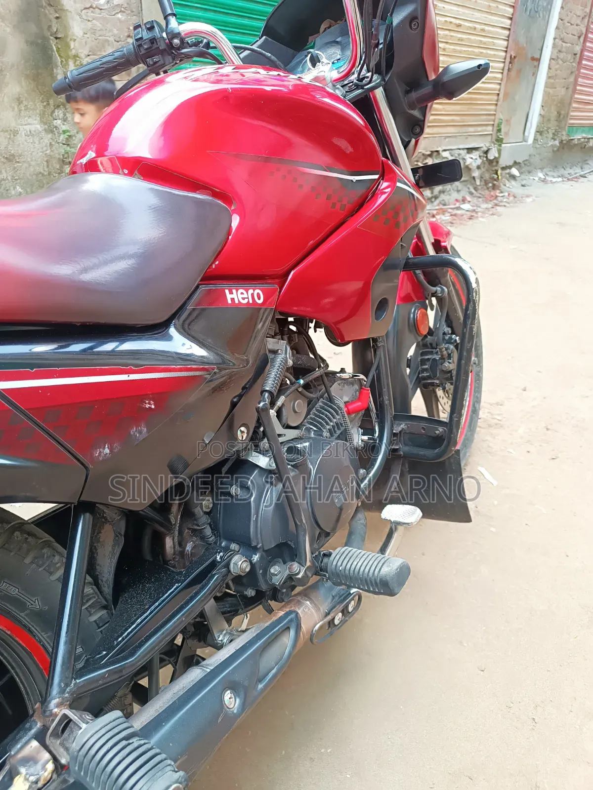 Hero Glamour 2015 Red