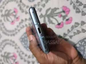 ওয়ানপ্লাস ৯আর ২৫৬ জিবি নীল