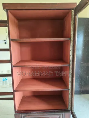 Wooden Alna-cum-Showcase