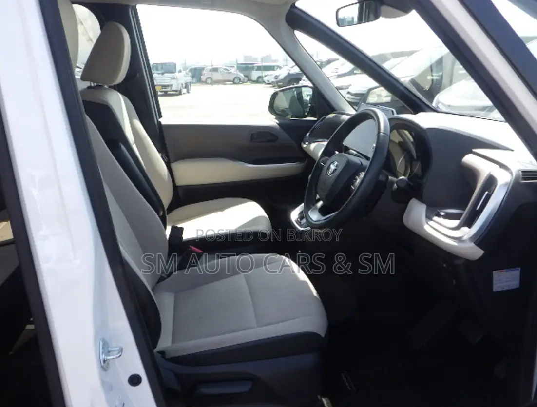 Toyota Noah 2022 Pearl