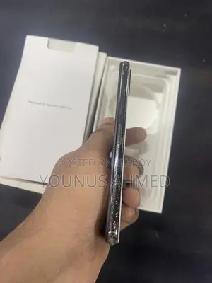 Apple iPhone X 64 GB White