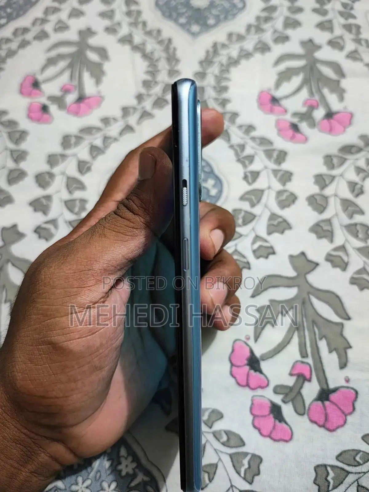 ওয়ানপ্লাস ৯আর ২৫৬ জিবি নীল