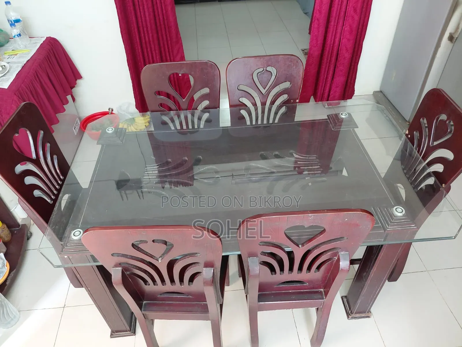 ব্যবহৃত ডাইনিং টেবিল বিক্রয়