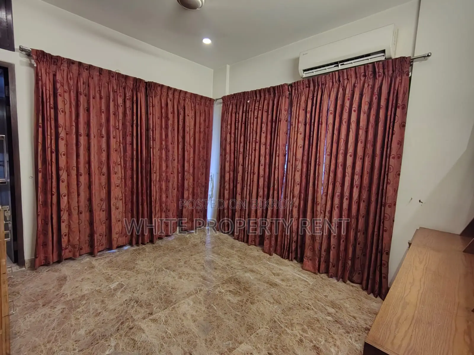 Furnished 4-bedroom Apartment in White Property, Gulshan for Rent