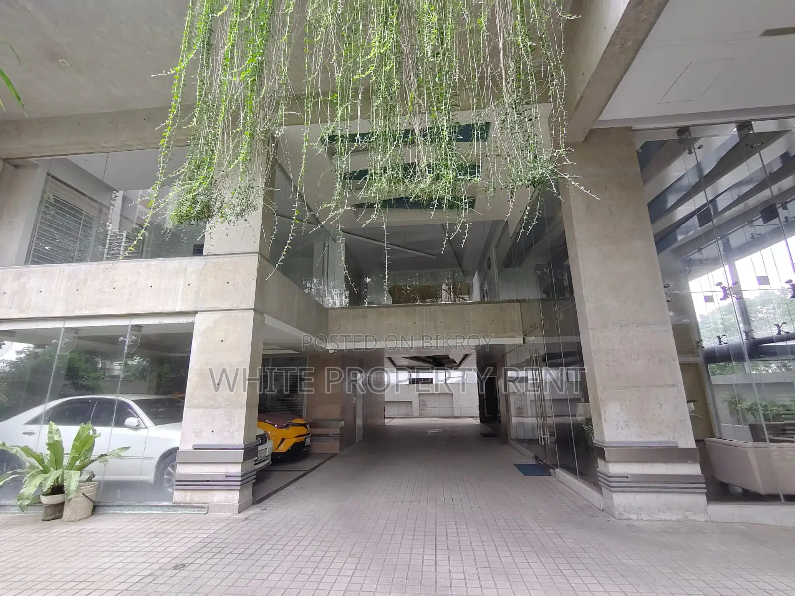 Furnished 4-bedroom Apartment in White Property, Gulshan for Rent