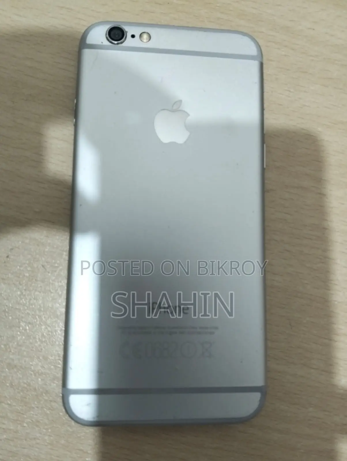 Apple iPhone 6 16 GB Gray