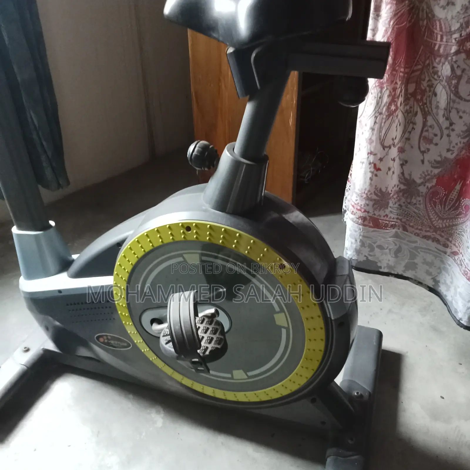 Gym Cycling Machine