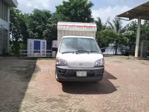 টয়োটা লাইটএইস