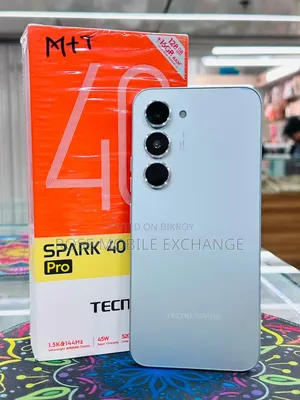 টেকনো স্পার্ক ৪০ প্রো ১২৮ জিবি