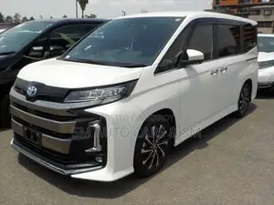 Toyota Noah 2024 Pearl