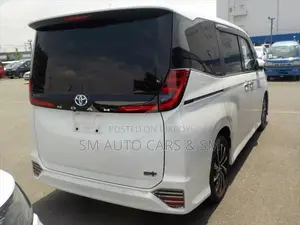 Toyota Noah 2024 Pearl