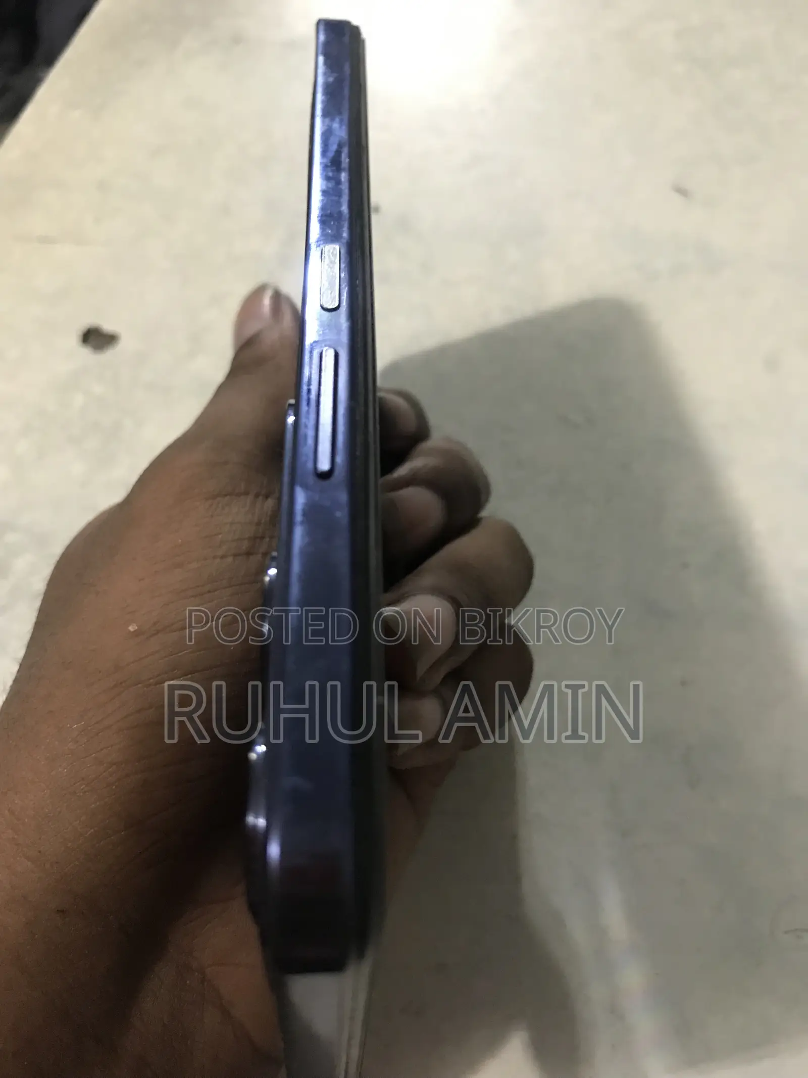 Vivo Y29 ১২৮ জিবি কালো